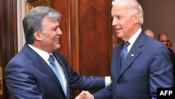 Turkish President Abdullah Gul (left) receives U.S. Vice President Joe Biden in Ankara.