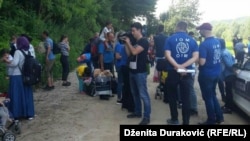 Premještanje migranata u hotel Sedra kod Bihaća
