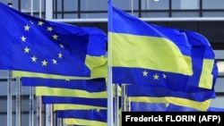 Zastave EU i Ukrajine kod zgrade Evropskog parlamenta u Strazburu, mart 2022.