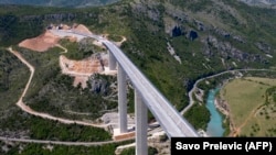 Dio postojećeg autoputa blizu Mateševa, opština Kolašin, maj 2021.