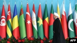 حسن روحانی در نشست سازمان همکاری اسلامی شرکت کرد