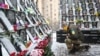 Під час вшанування пам'яті Небесної сотні у центрі Києва, 18 лютого 2021 року