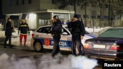 Поліція направила спецназ на пошуки озброєного нападника, якого ідентифікували як 45-річного Ако Мартіновича