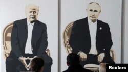 Donald Trump și Vladimir Putin au discutat telefonic despre o eventuală negociere a încheierii războiului din Ucraina. 