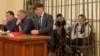 "Эки судьяга ишенбейбиз". Журналисттердин иши, адвокаттардын талабы 