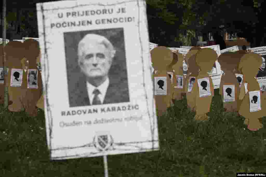 Bez obzira na stravične zločine u i okolini Prijedora, dokazano postojanje logora i više od tri hiljade ubijenih, Radovan Karadžić oslobođen je tačke optužnice koja ga je teretila za genocid u ovoj, ali i još šest bh. opština. 