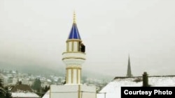 Швейцариядагы азан чакыруучу мунарасы бар мечиттердин бири. 