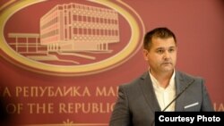 Портпарол на Влада на Македонија, Миле Бошњаковски