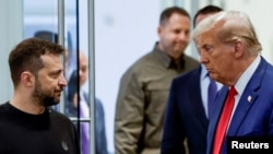 Predsednik SAD Donald Tramp razgovara s predsednikom Ukrajine Volodimirom Zelenskim, Njujork, 27. septembar 2024.