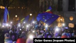 Një protestë prodemokratike në Bukuresht, Rumani, 5 dhjetor.