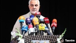 قاسم سلیمانی می گوید: ایران کلید درب انبارهای تسلیحات خود را فرمانده حشدالشعبی قرار داد. 