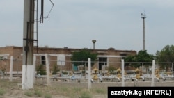 Газовые и нефтяные месторождения на территории Кыргызстана, осваиваемые соседними странами. Баткенская область. 