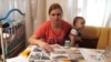 Наталія Клименко, до будинку якої постукали працівники СБУ, з найменшою дитиною
