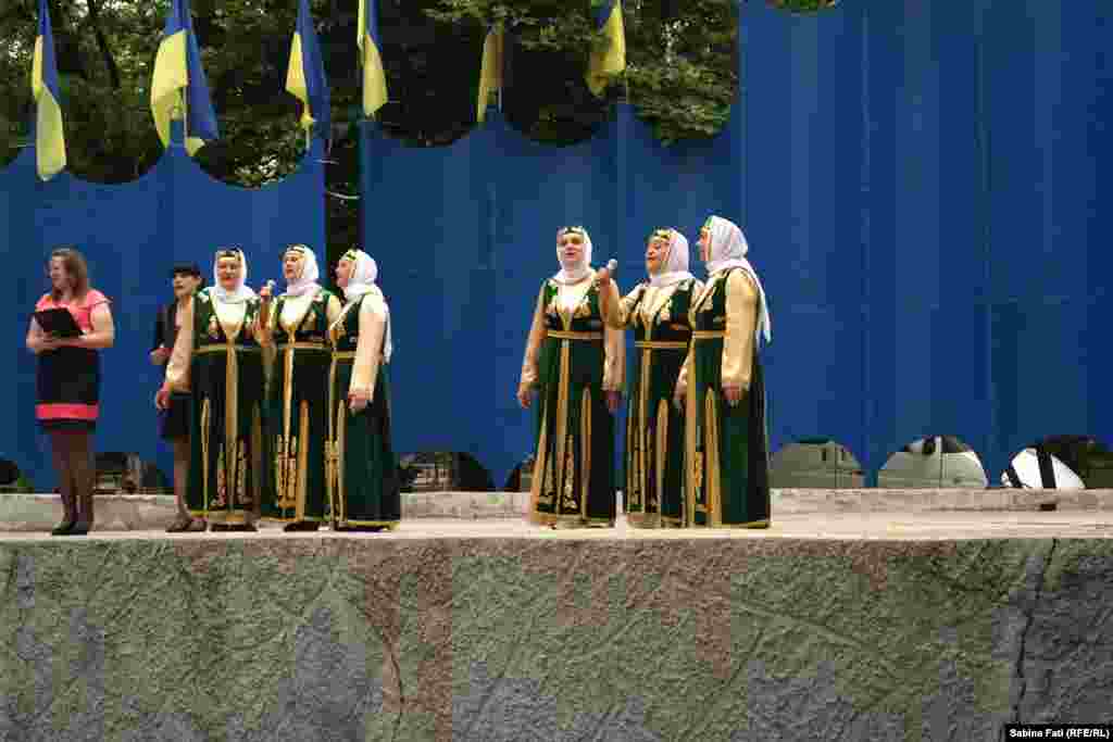 Mariupol 2016, cântece patriotice