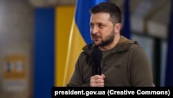 Володимир Зеленски е поискал от италианския премиер Марио Драги налагане на допълнителни санкции срещу Русия
