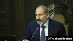 Հայաստանի վարչապետ Նիկոլ Փաշինյանը վարում է կառավարության նիստը, 12-ը դեկտեմբերի, 2019թ.
