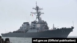 Американський есмінець «Росс» прибув до Одеси, 24 грудня 2019 року