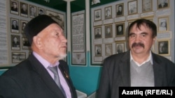 Айдар Хәлим һәм Тәлгат Әхмәдишин Иж-Бубый музеенда