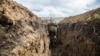 Доба на Донбасі: бойовики стріляли шість разів, один український військовий поранений