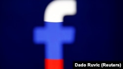 Boje zastave Rusije na logu Facebooka