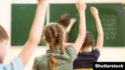 Isti događaji, različite lekcije: Kako mladi uče o novijoj istoriji