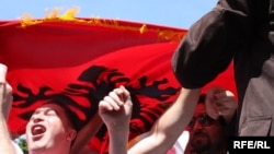 Архивска фотографија - протест на албански невладини организации во Скопје. 