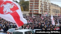 «Партызанскі марш» у Менску, 18 кастрычніка 2020.