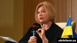 Геращенко: ми вже 10 днів не чуємо жодної вимоги президента і його команди до Росії