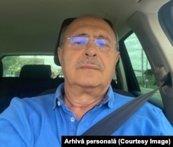 Cercetător încă de la începutul anilor '80 la Institutul Pasteur, Mihai Daneș a făcut parte din organismul european Food Agricultural Organisation pentru boli veziculoase din 1994 până în 2001.