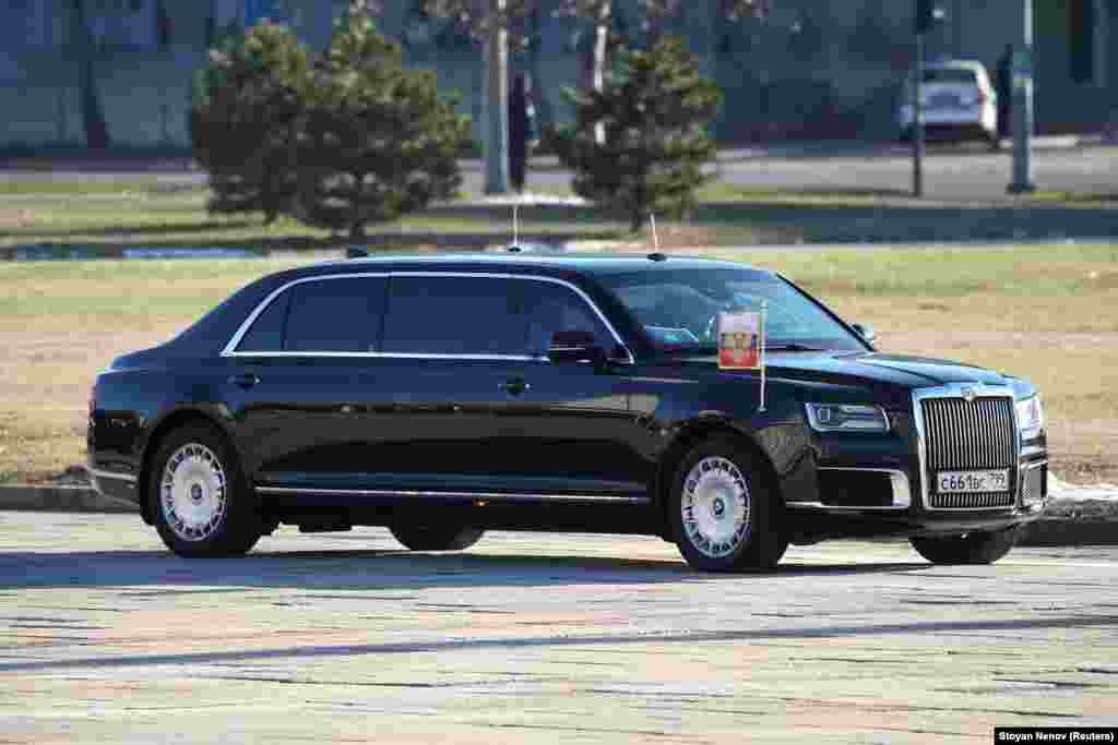 Automobil kojim se Vladimir Putin vozio Beogradom 