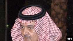 سعود الفيصل وزيرامورخارجه عربستان سعودی گفته که ايران و عربستان برای کاهش تنش ميان شيعيان وسنی ها در کشورهای عراق و لبنان همکاری خواهند کرد