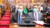 Predsednik Skupštine Srbije Ivica Dačić (levo) nije zaustavio talas verbalnih incidenata koji su obeležili nedavna skupštinska zasedanja. Da li će takvu praksu preduprediti kodeks o kome se poslanici izjašnjavaju?