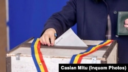 Guvernul a adoptat joi o Ordonanță de Urgență care scurtează programul de vot în ziua de duminică, în mai multe țări, la alegerile pentru președintele României.