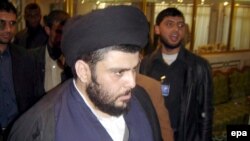 مقتدی صدر، روحانی تندروی عراقی، بعد از ماهها، ظهر جمعه در انظار عمومی ظاهر شد.