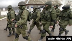Росія окуповує Крим. 5 березня 2014 року Від часу захоплення Криму Росія створила на півострові інформаційний кокон своєї пропаганди.