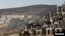 نمایی از یک شهرک یهودی‌نشین در کرانه باختری