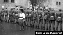 Liderii politici ai României din iunie '90 au fost puși din nou sub acuzare de crime împotriva umanității, pentru acțiunile în dosarul „Mineriada”.