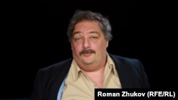 Писатель Дмитрий Быков