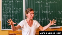 Oră de maghiară într-o școală primară din vestul Ucrainei, 11 septembrie 2017
