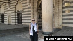 Sabina Fati, la marea moschee Behram Paşa.