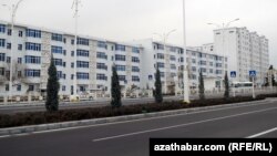 Улица Туркменбашы, Ашхабад 