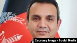 ارشیف، د افغانستان د اداري اصلاحاتو او ملکي خدمتونو کمېسیون رئیس نادر نادري