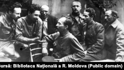 Fondatorii VCeKa: F. Dzerjinski și membrii Colegiului