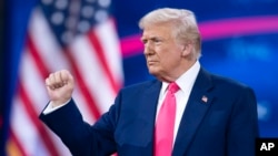 Președintele american Donald Trump la Conferința de acțiune politică conservatoare (CPAC). 
