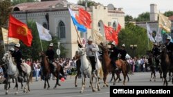 Эгемендиктин 20 жылдыгындагы салтанат. Бишкек, 31-август.