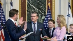 Vicepreședintele JD Vance și secretarul Apărării, Pete Hegseth, au discutat secrete militare într-un grup din care făcea parte și un jurnalist. 