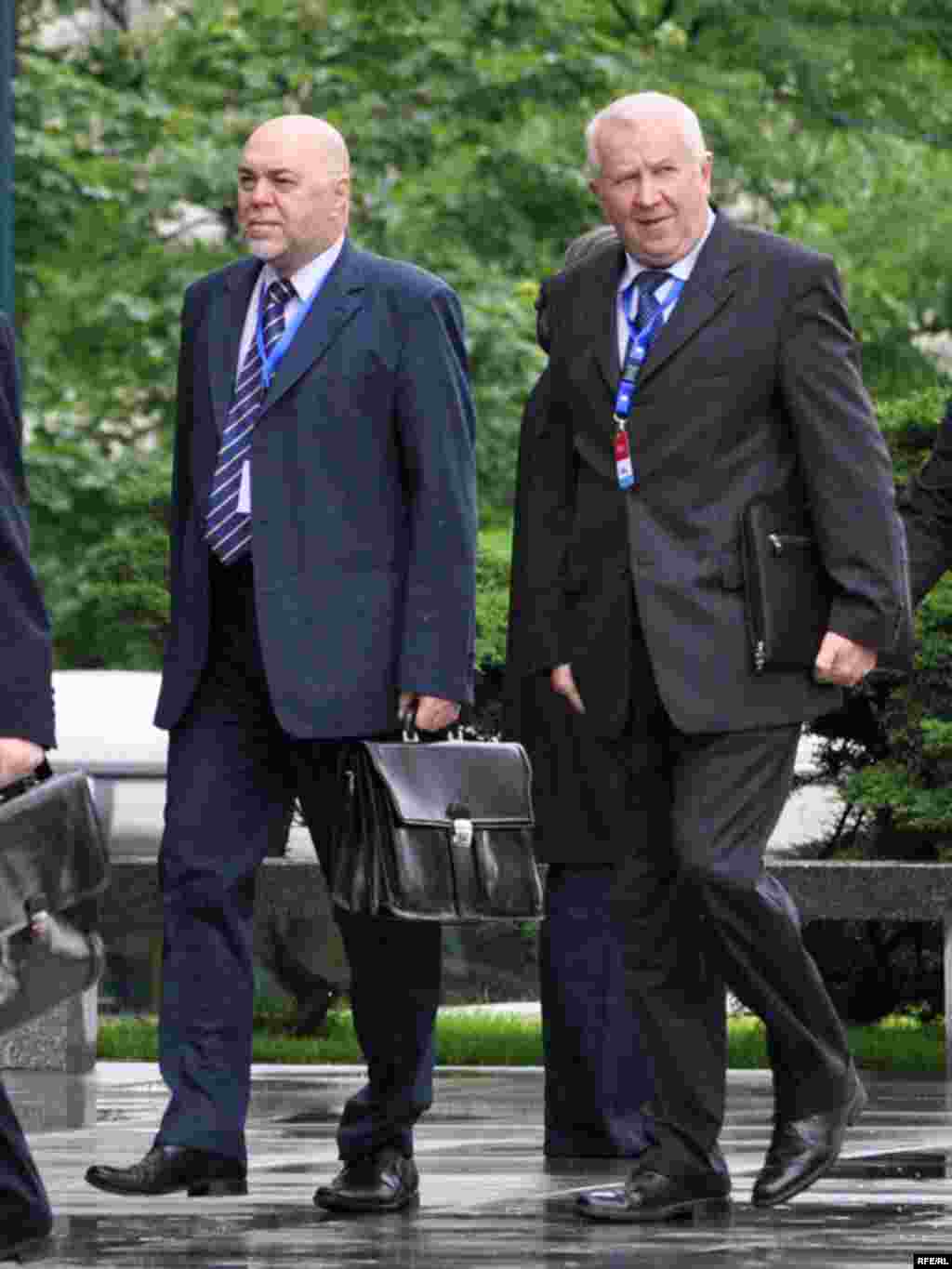 Na samitu su učestvovale političke delegacije iz 48 zemalja. Okupili su se ministri vanjskih poslova država članica EU, visoki dužnosnici EU, SAD-a, Rusije, Turske, te međunarodnih organizacija. Foto: Midhat Poturović
