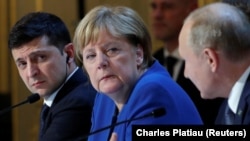 Volodimir Zelenski, Angela Merkel și Vladimir Putin