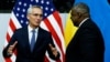 Генсекретар НАТО Єнс Столтенберґ (ліворуч) і міністр оборони США Ллойд Остін під час засідання Контактної групи з питань оборони України. Брюссель, Бельгія, 12 жовтня 2022 року 