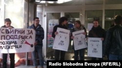 Студентите денеска прогласија автономна зона и на Техничките факултети, со барање да се повлече новиот закон за високо образование.